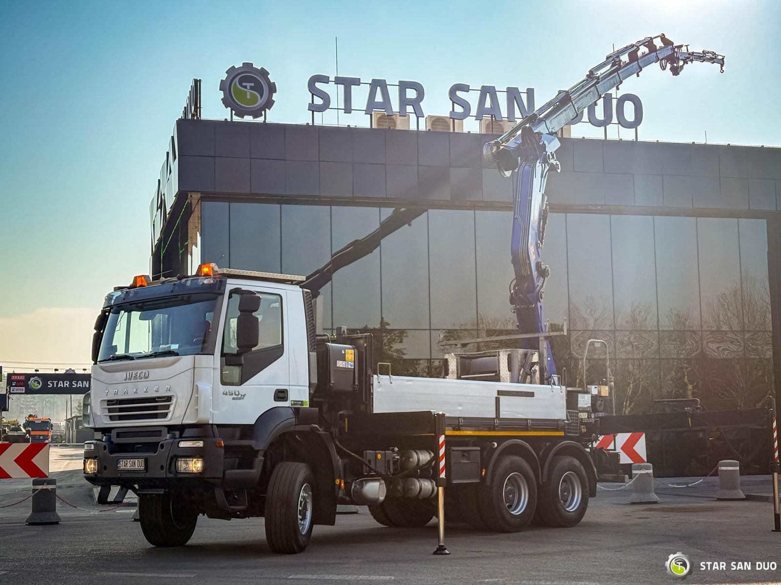 Iveco TRAKKER 450  6x6 PM41S FLY JIB Żuraw Kosz Wywrotka