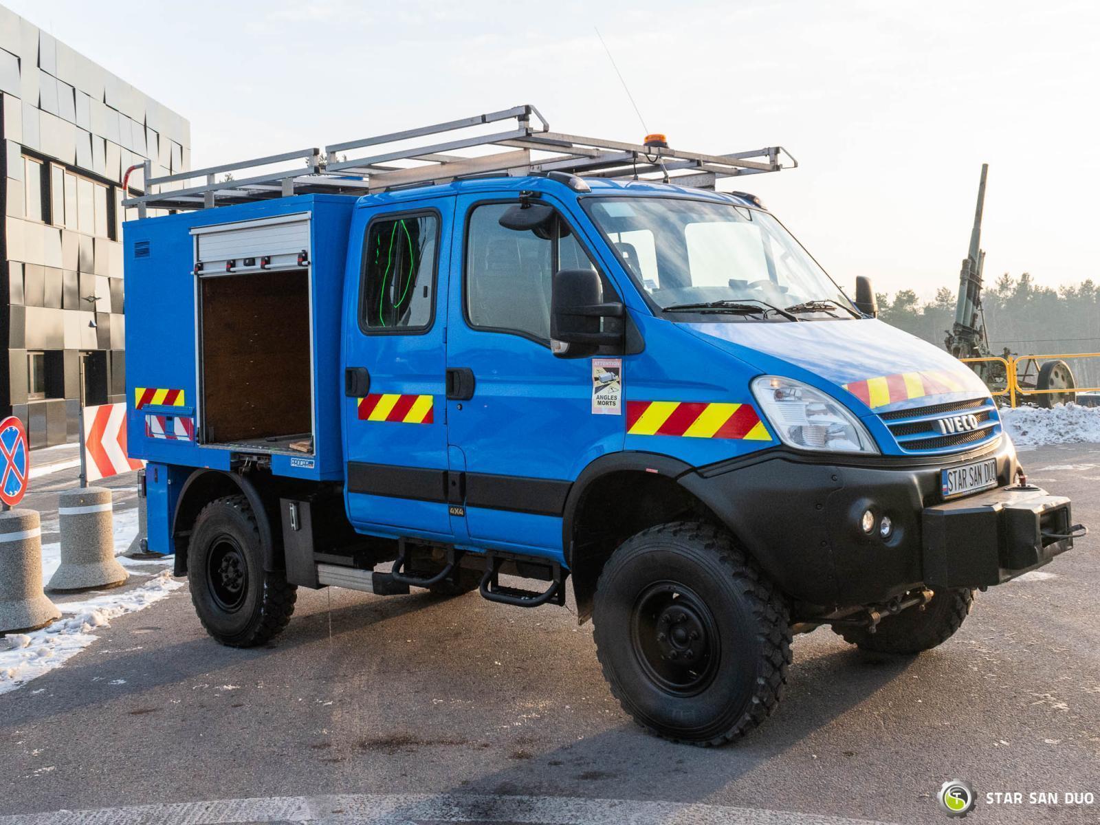 IVECO DAILY 55S18DW 4x4 Doka