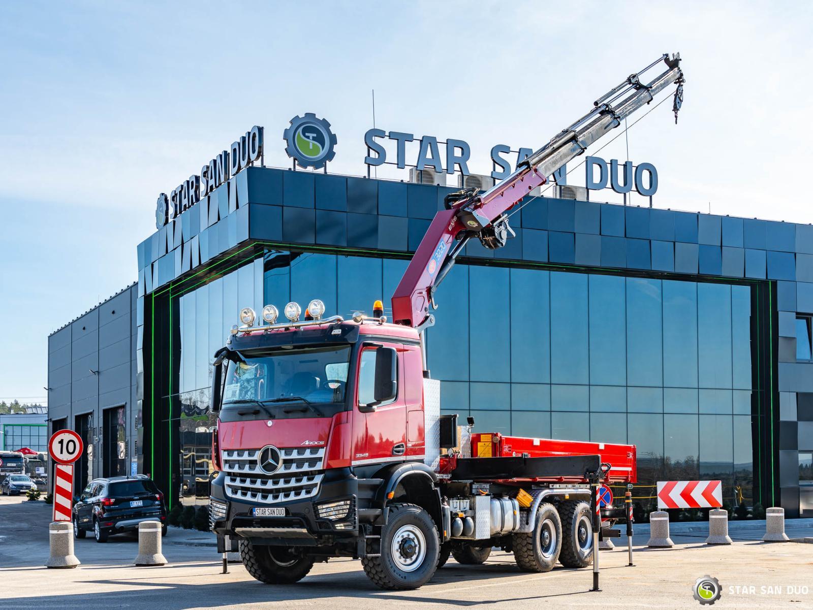 MERCEDES - BENZ AROCS 3345 6x6 HMF 3220 Winch Crane tipper