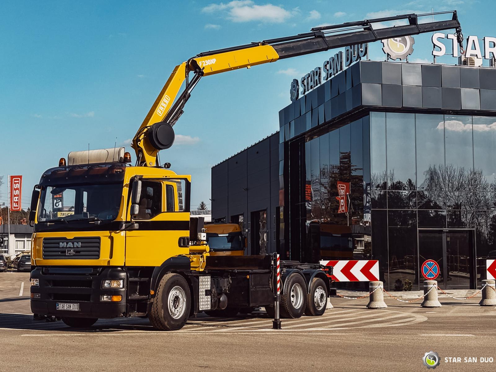 MAN TGA 18.440 6x2 FASSI F 210 A.24  Liniowiec  Żuraw Rotator